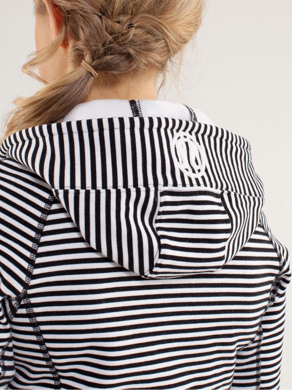 Lululemon Scuba Hoodie *Stretch
Classic Stripe Printed White Black